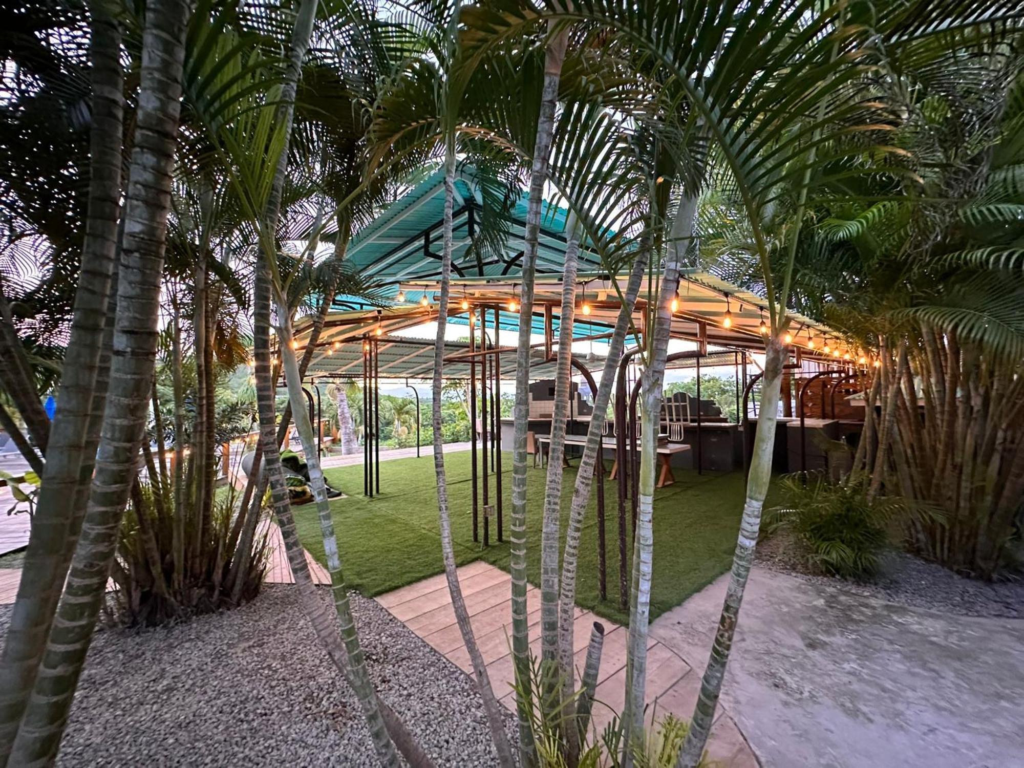 Old Crow Hotel And Suites Vieques Buitenkant foto