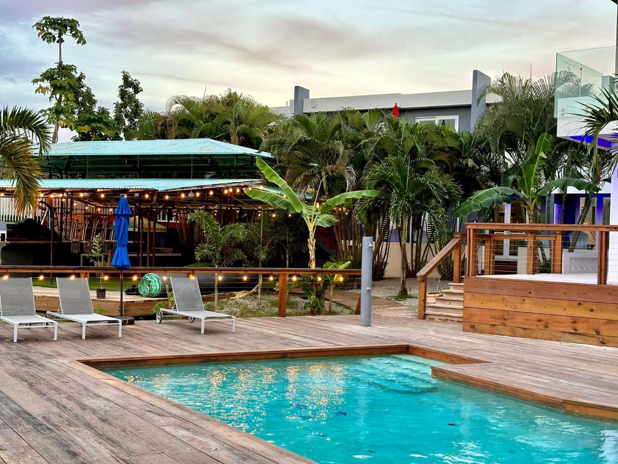 Old Crow Hotel And Suites Vieques Buitenkant foto