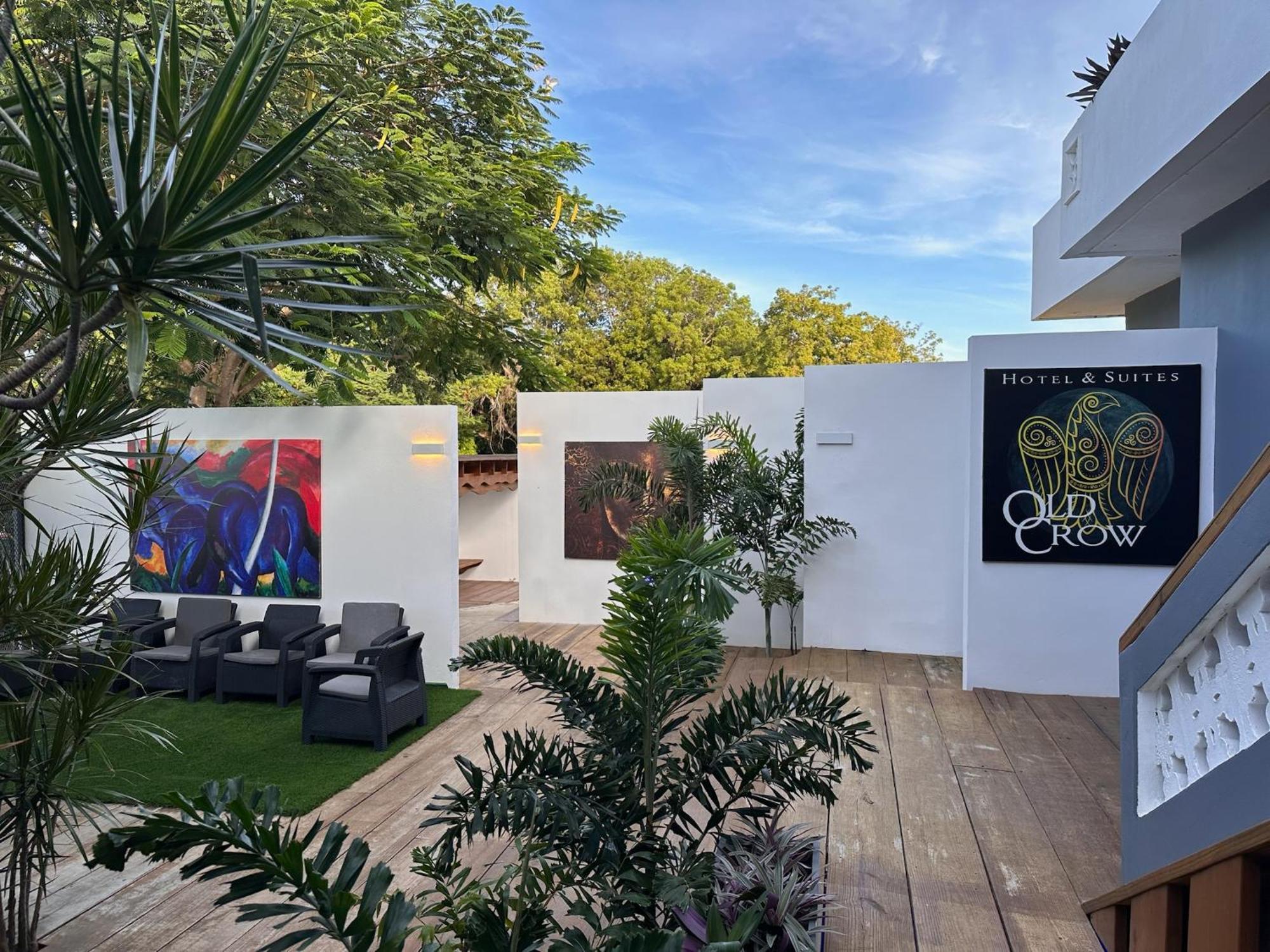 Old Crow Hotel And Suites Vieques Buitenkant foto