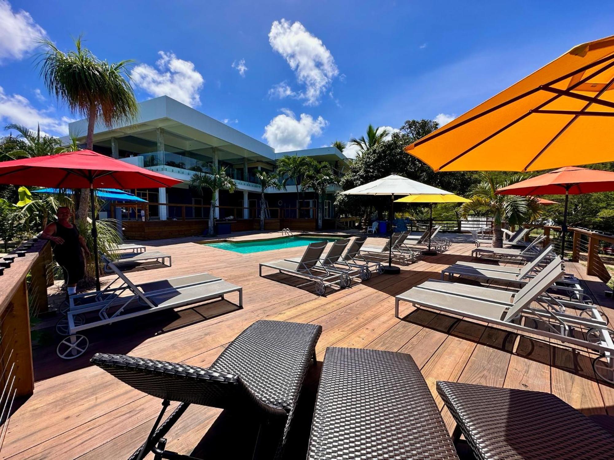Old Crow Hotel And Suites Vieques Buitenkant foto